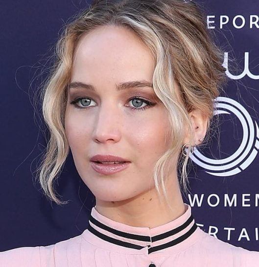 Jennifer Lawrence - Wiki, Age, Birthday, Career, Family Life - Wikiake