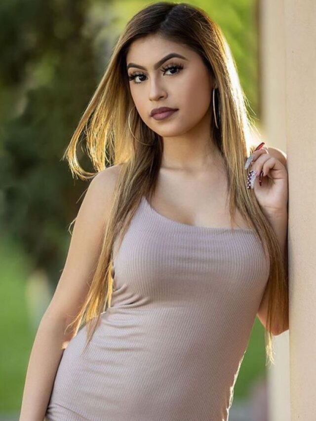Happy birthday to you Desiree Montoya - Wikiake